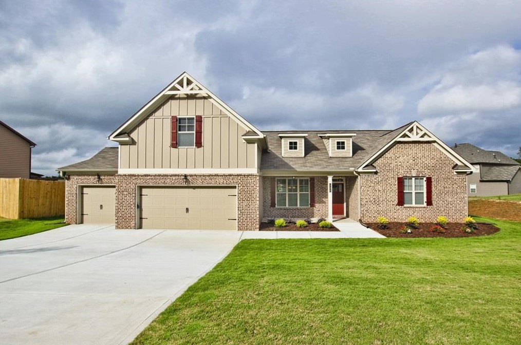 581 Maddox Rd, Winder, GA 30680-2915