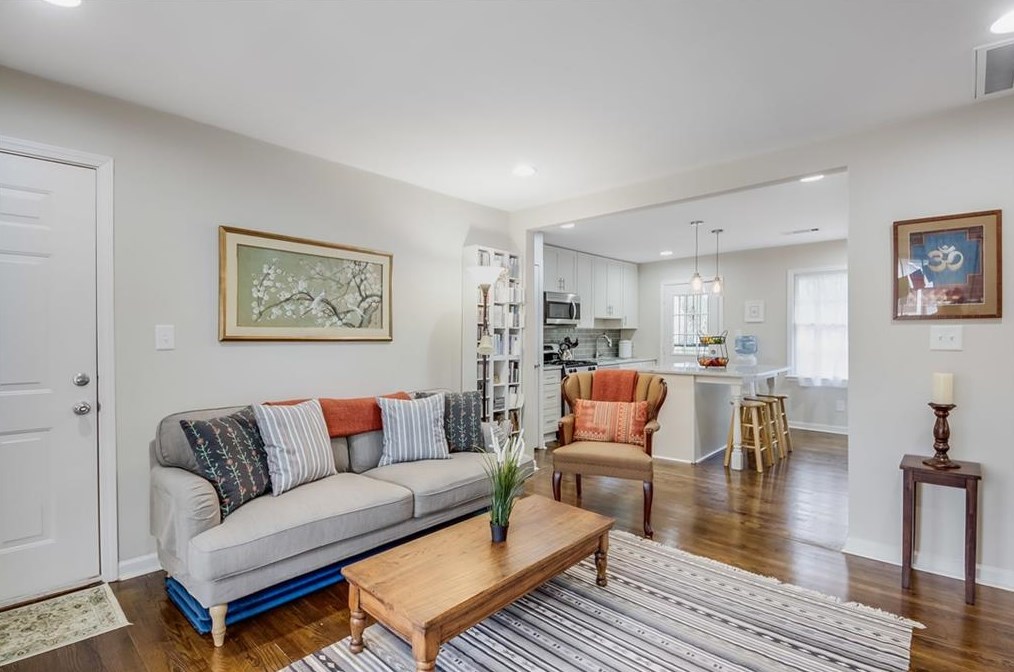 135 Hill St, Decatur, GA 30030-4354