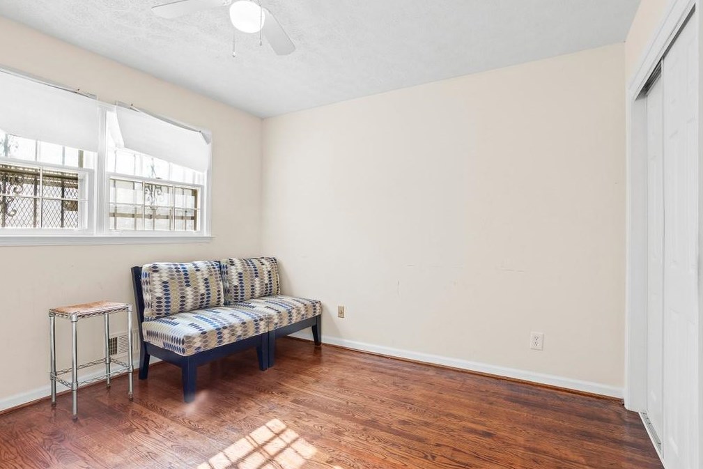 4000 Maplewood Dr, Decatur GA  30035-2339 exterior