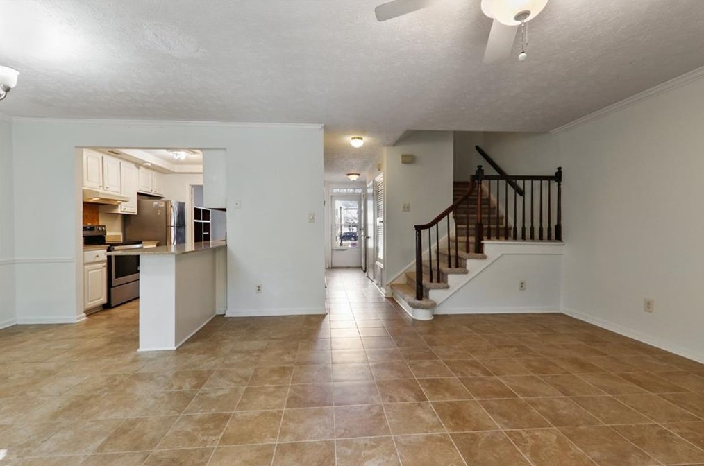 828 Heritage Sq, Decatur GA 30033-4178 exterior