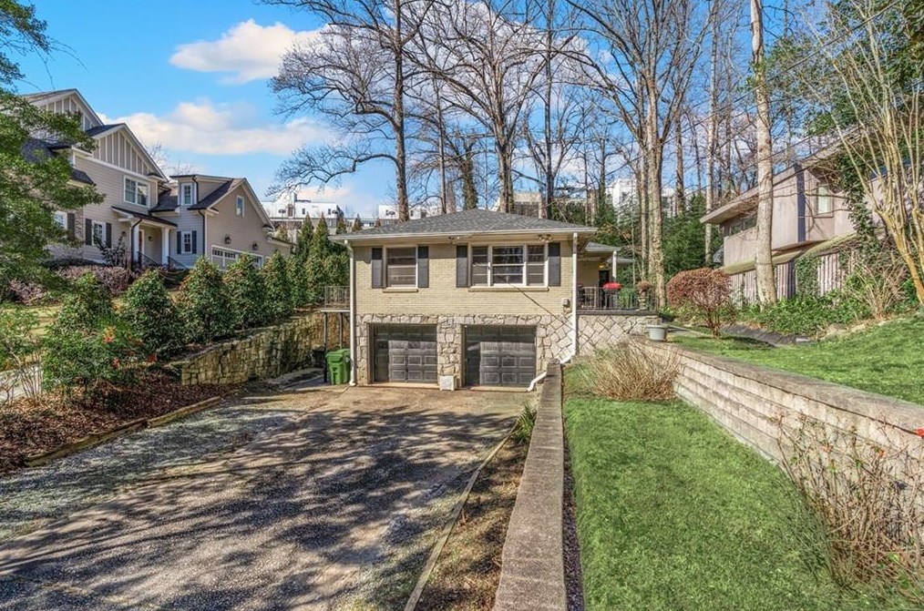 1870 Windemere Dr, Atlanta, GA 30324-4918