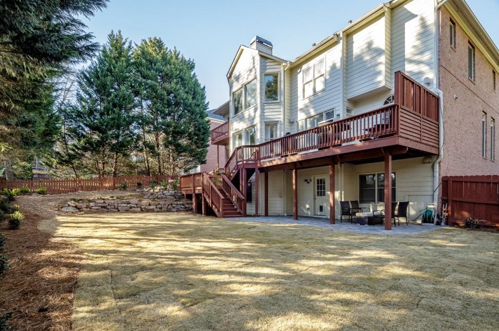 1205 Whitehall Pointe, Atlanta GA  30338-2654 exterior