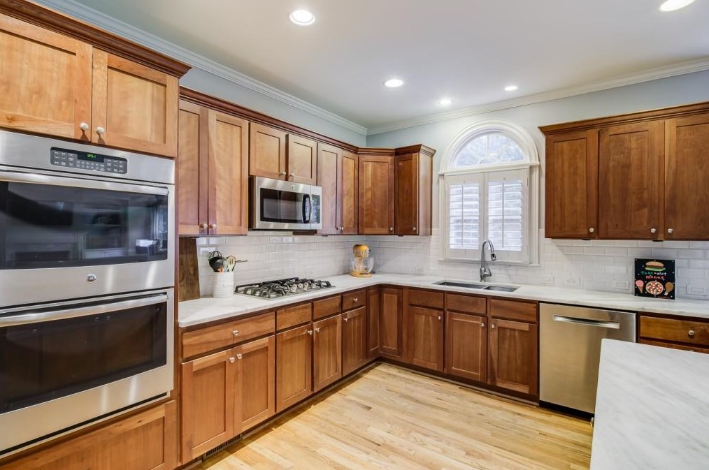1205 Whitehall Pointe, Atlanta GA  30338-2654 exterior
