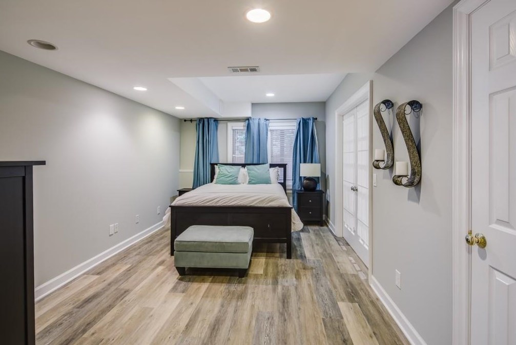 1205 Whitehall Pointe, Atlanta GA  30338-2654 exterior
