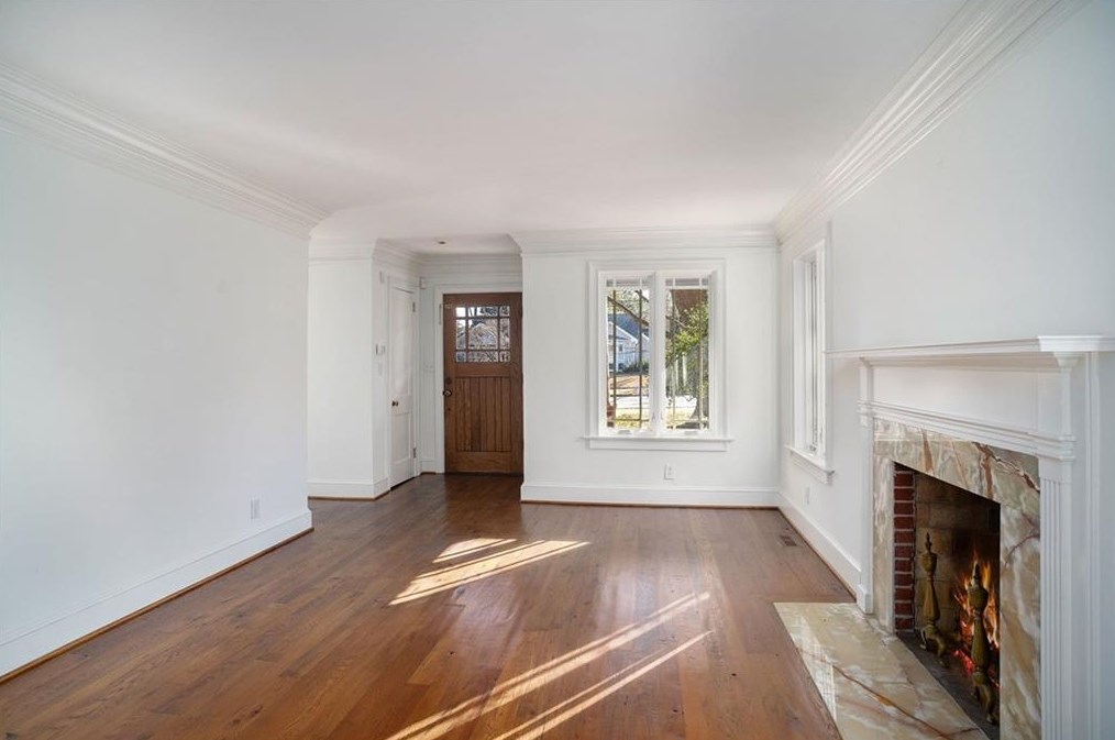 2602 Pineview Dr, Decatur GA  30030-1633 exterior