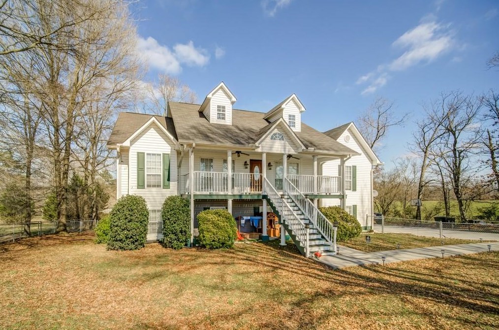 644 Beason Rd, Calhoun, GA 30701-5113