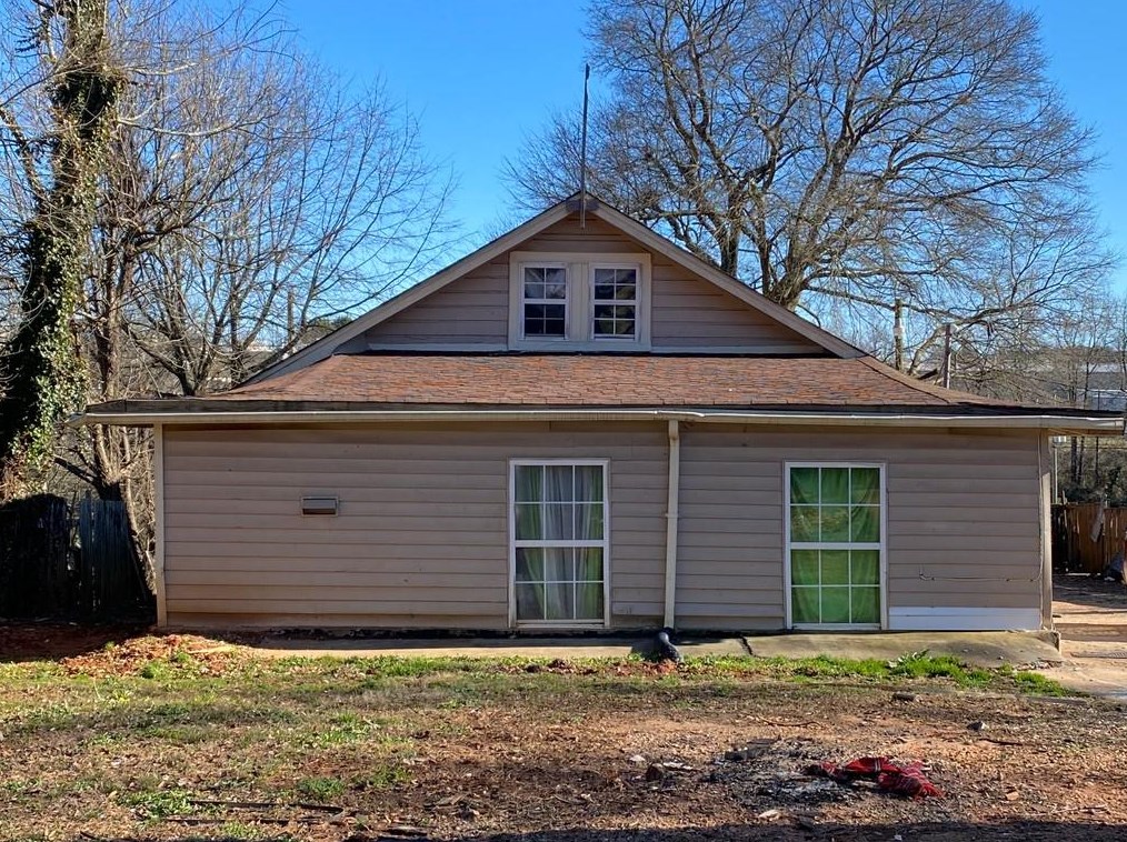 228 Mcconnell Dr, Gainesville, GA 30501-6525