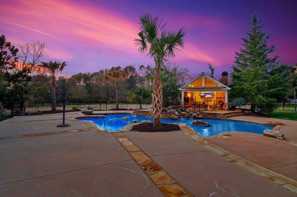 13760 Brittle Rd, Alpharetta GA 30004-3505 exterior