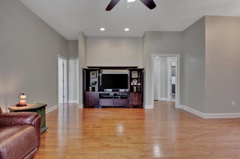 203 Brianna Blvd, Calhoun GA 30701-5009 exterior