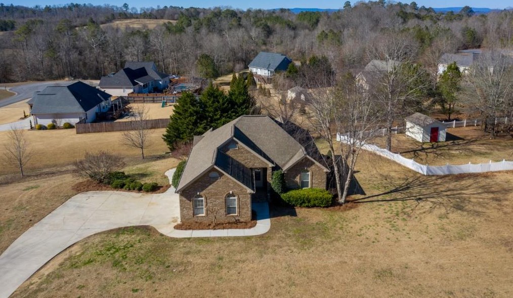 203 Brianna Blvd, Calhoun GA 30701-5009 exterior