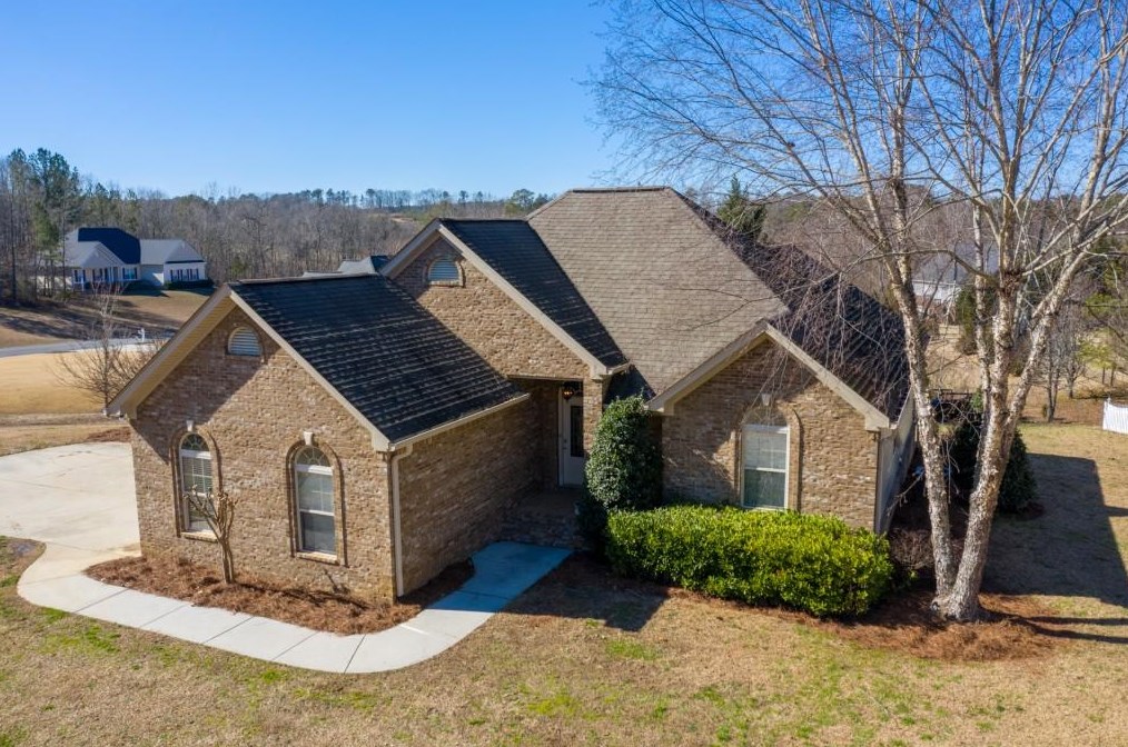 203 Brianna Blvd, Calhoun GA 30701-5009 exterior