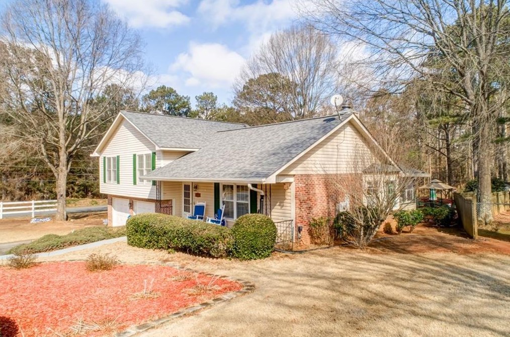 11 Greystone Ln, Euharlee, GA 30121-4757