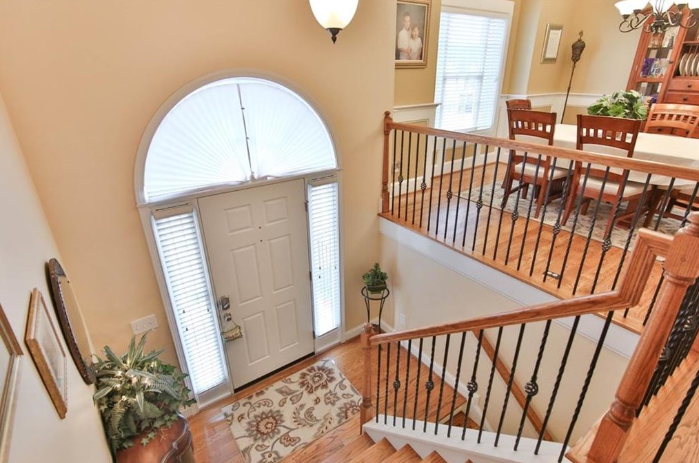 62 Colonial Cir, Euharlee, GA 30120-7784