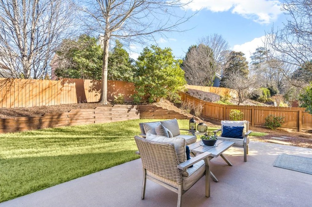 1448 Vly Gln Way, Atlanta GA 30338-5522 exterior