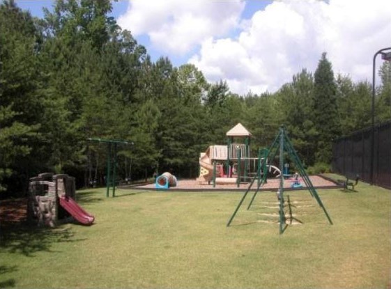 1448 Vly Gln Way, Atlanta GA 30338-5522 exterior