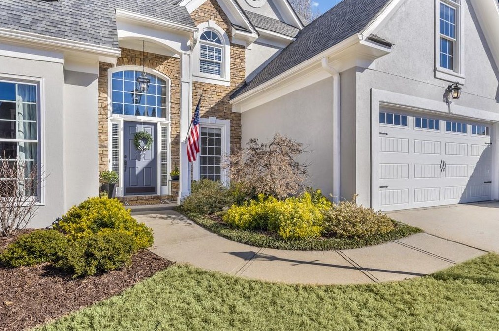 1448 Valley Glen Way, Atlanta, GA 30338-5522