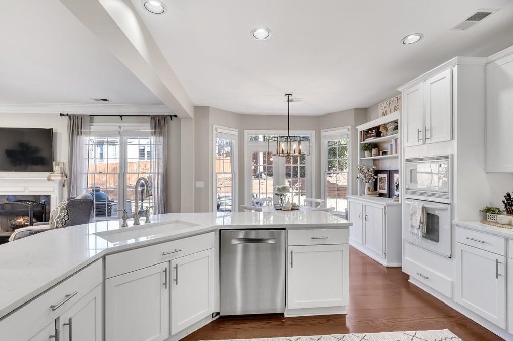 1448 Vly Gln Way, Atlanta GA 30338-5522 exterior