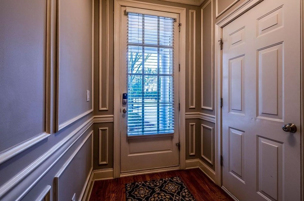 1707 Legacy Cove Ln, Roswell, GA 30075-8251