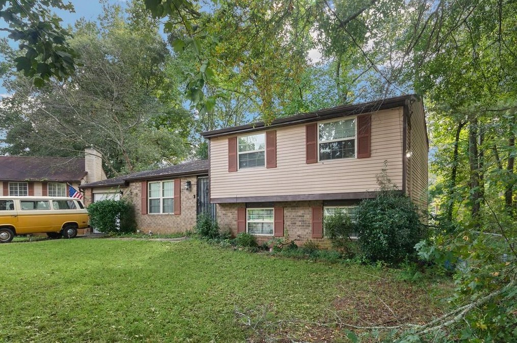 5393 Kristian Ct, Stone Mountain, GA 30088-3230