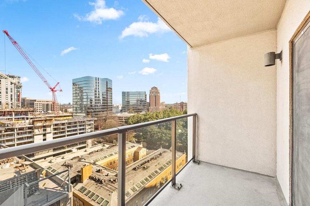 1280 Peachtree St, Atlanta GA  30309-3549 exterior