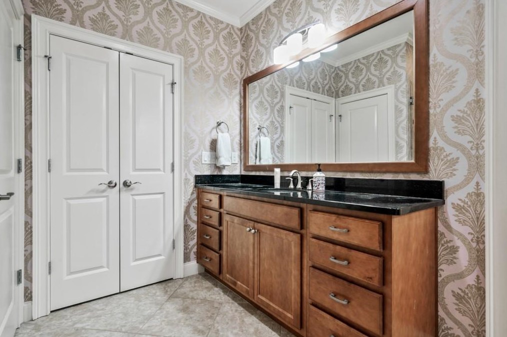 604 Nottaway Ln, Alpharetta GA 30009-2214 exterior