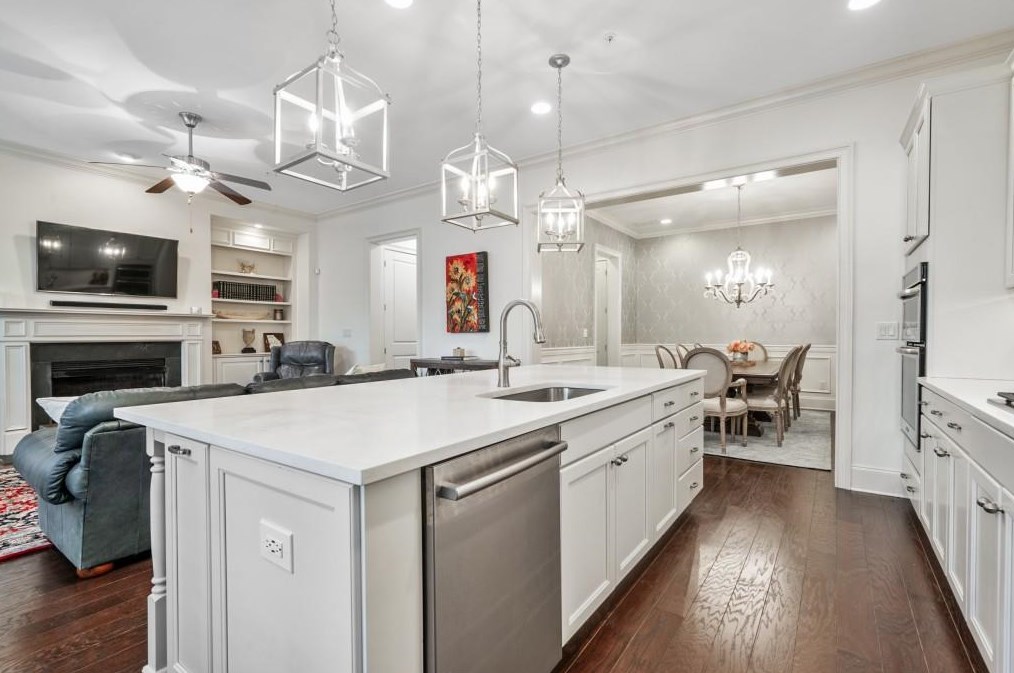 604 Nottaway Ln, Alpharetta GA 30009-2214 exterior