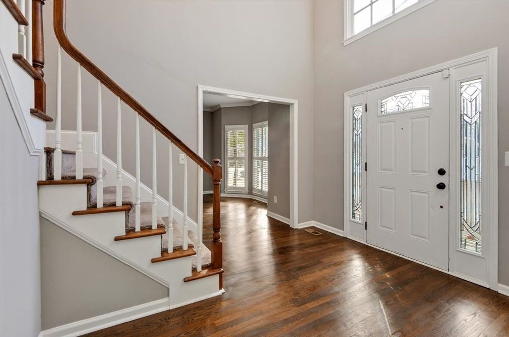 2608 Willow Cv, Decatur, GA 30033-2200
