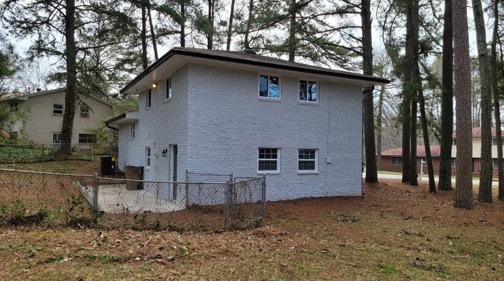 1130 Shoreham Dr, Atlanta GA  30349-5817 exterior