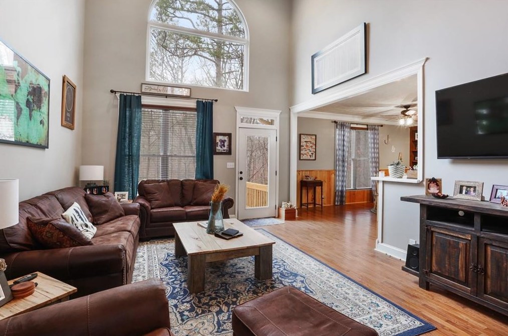 157 Blue Fox Loop, Waleska, GA 30183-3915