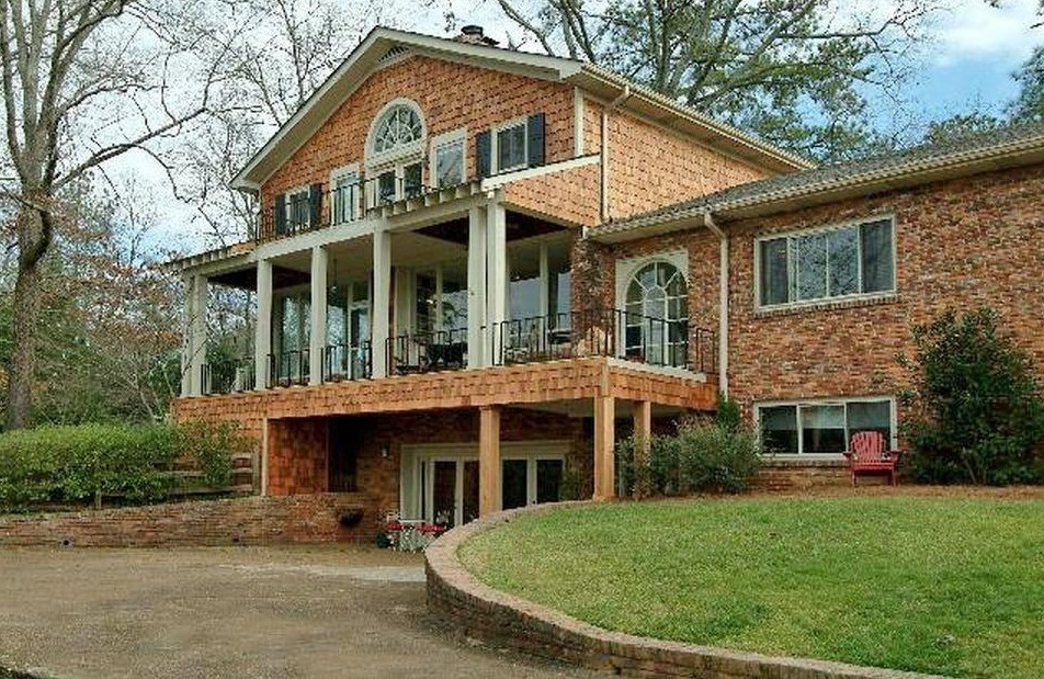 5060 Riverview Rd, Atlanta, GA 30327