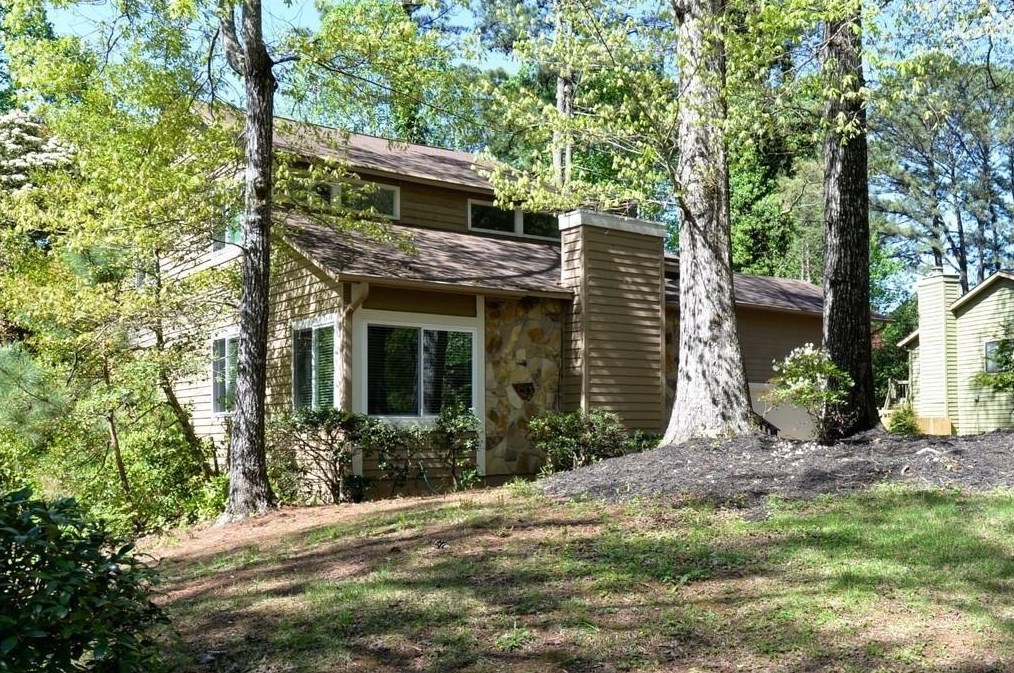 1016 Muirfield Dr, Marietta, GA 30068