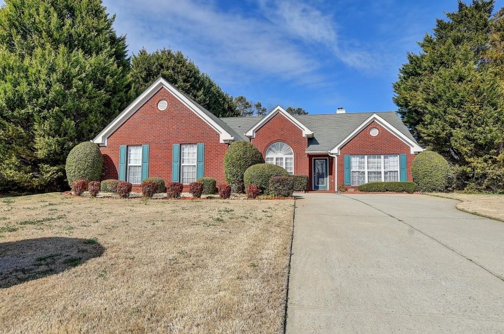 7125 Valley Forest Dr, Cumming, GA 30041-2141