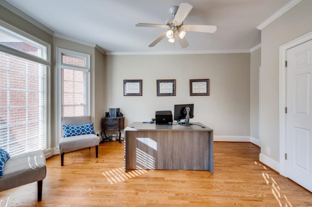 565 Guildhall Pl, Alpharetta GA 30022-8535 exterior