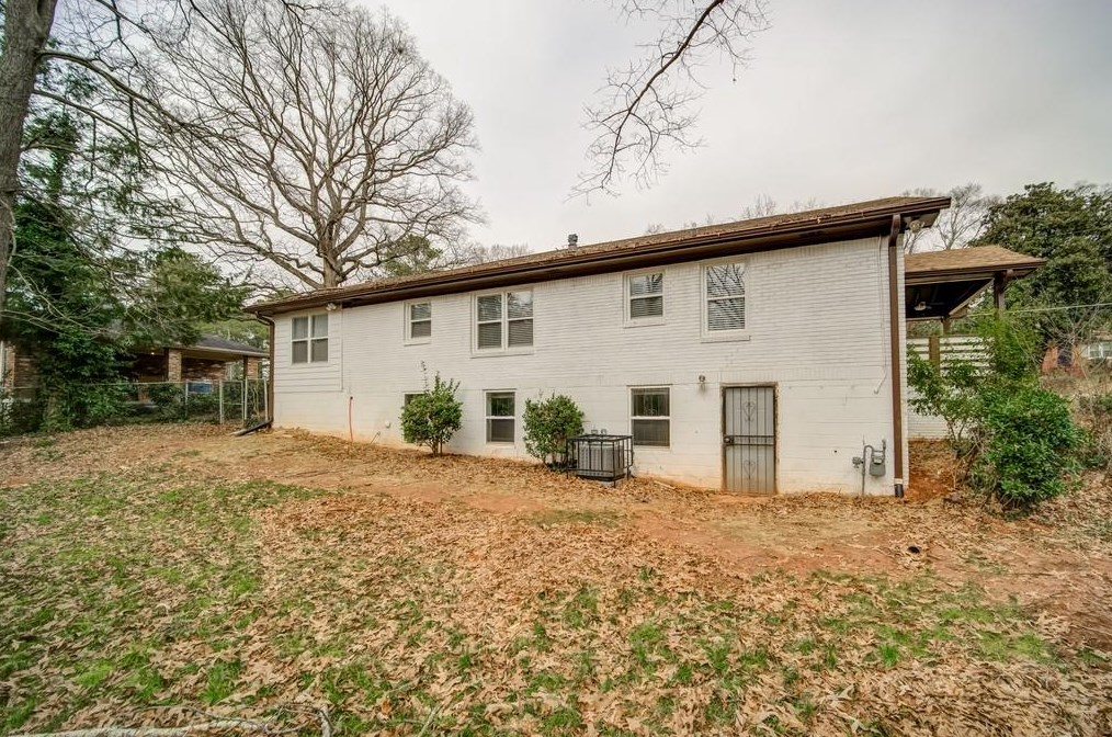 1957 Capri Dr, Decatur GA  30032-5209 exterior