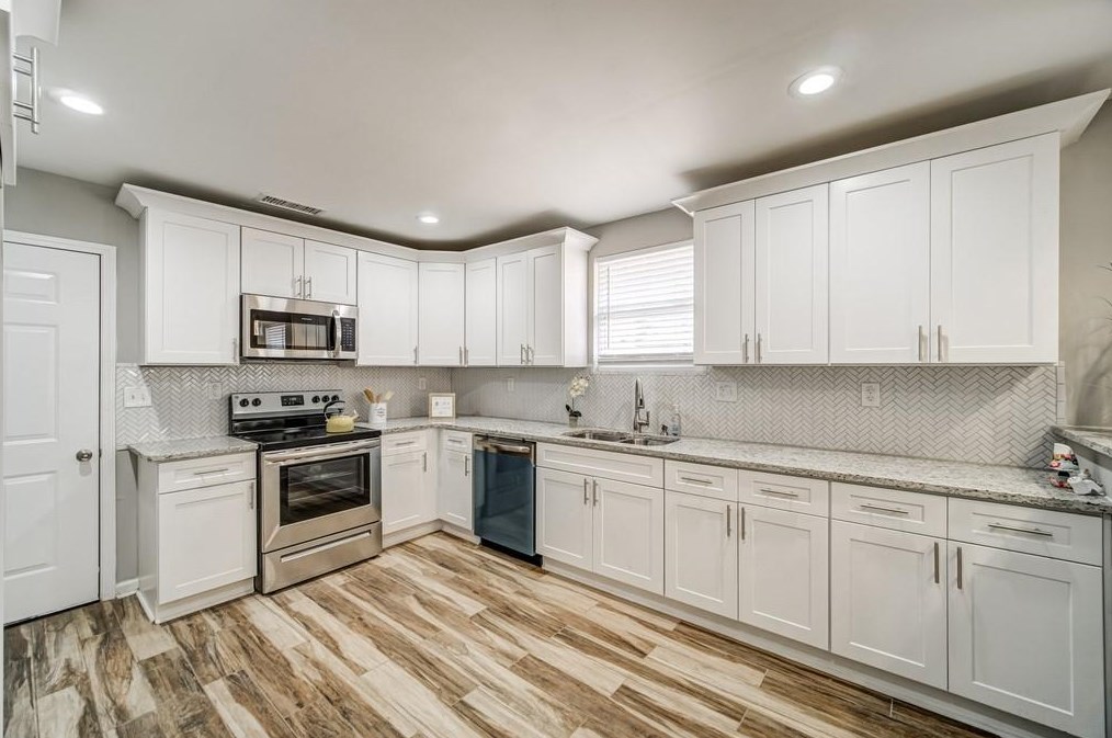 1957 Capri Dr, Decatur GA  30032-5209 exterior