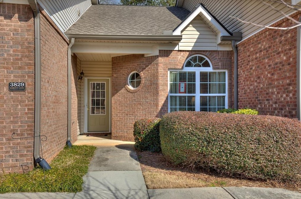 3829 Abbott Ln, Powder Springs, GA 30127-5815