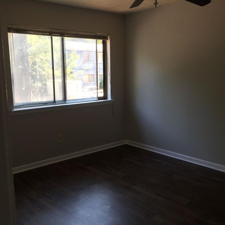 922 Pine Oak Trail, Austell, GA 30168