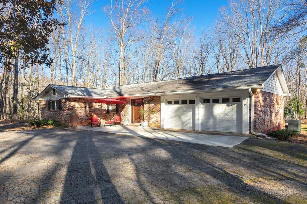 4450 Yancey Rd, Douglasville, GA 30135-4012