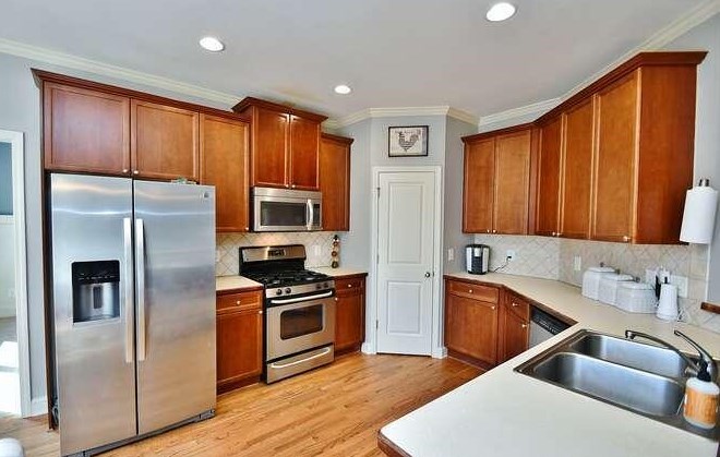 6011 Wellington Ave, Gainesville GA 30506-3477 exterior