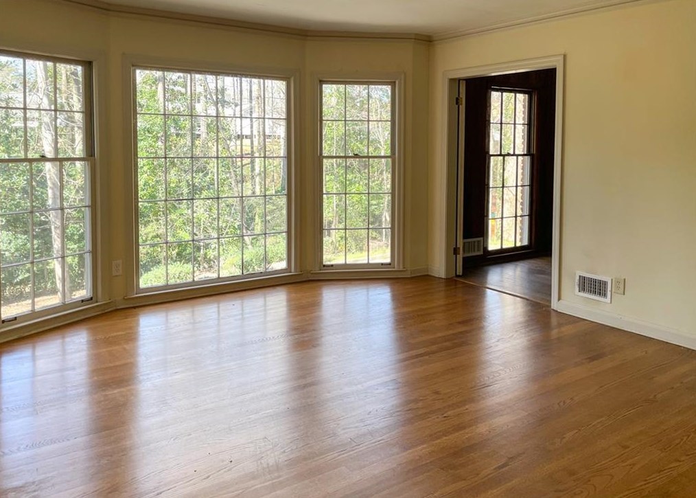 1185 Paces Forest Dr, Atlanta, GA 30327-2231