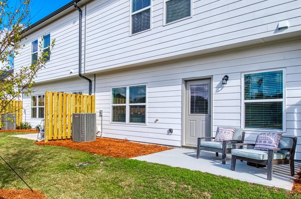 1461 Ben Park Way, Grayson, GA 30017-7898