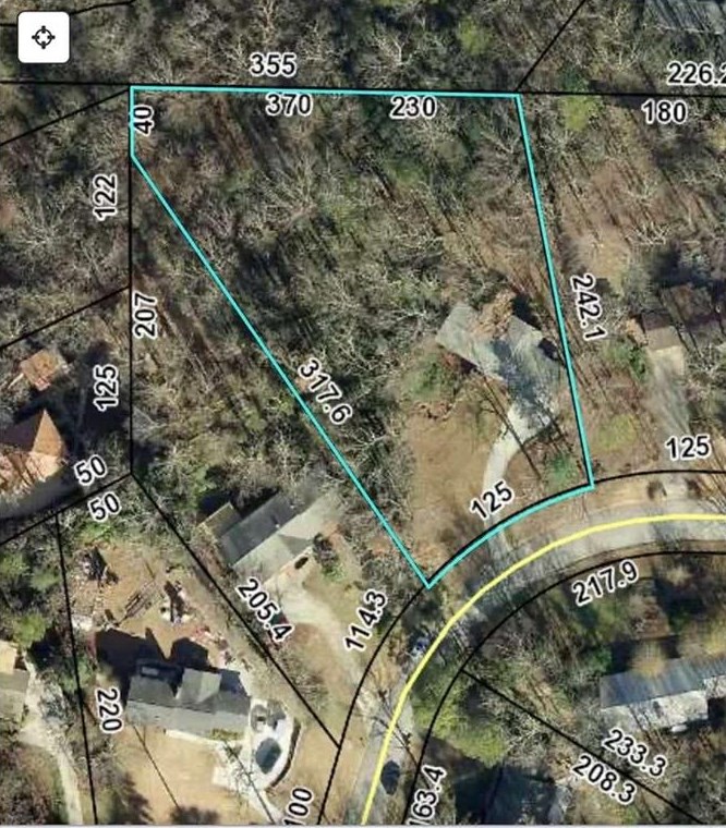 719 Carriage Dr, Atlanta GA  30328-3310 exterior