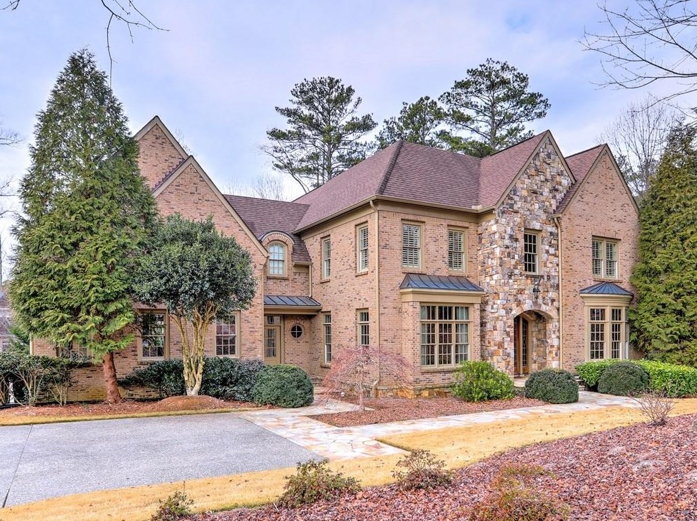 1510 Soaring Hawk Pt, Atlanta, GA 30339-5661