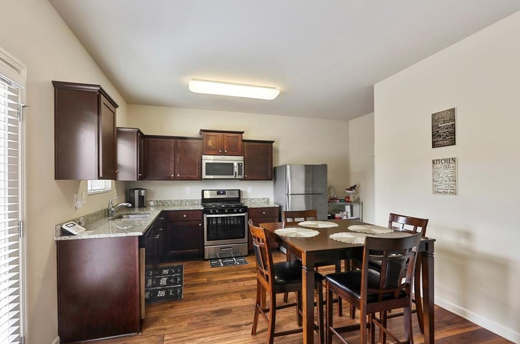 61 Aberdeen Way, Dallas GA 30132-2620 exterior