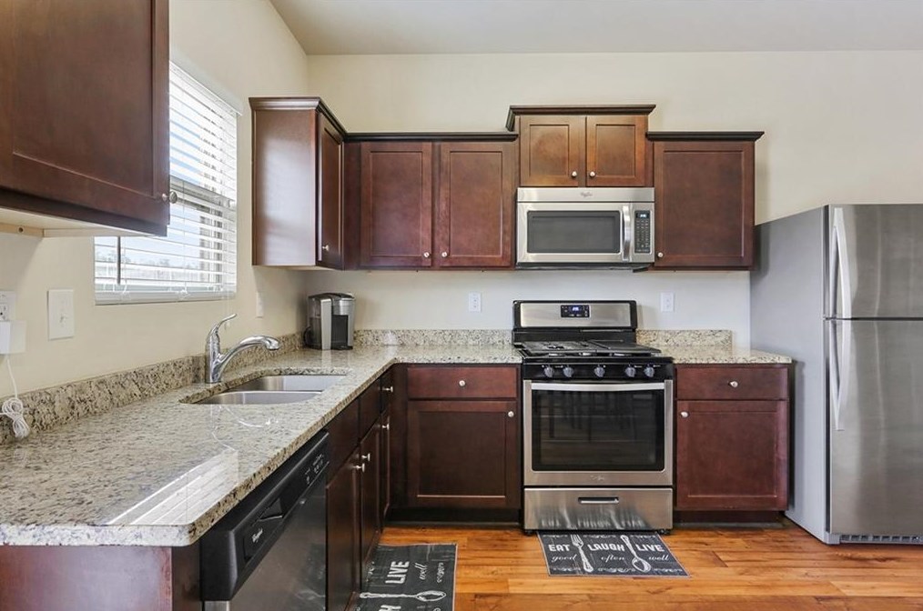 61 Aberdeen Way, Dallas GA  30132-1994 exterior