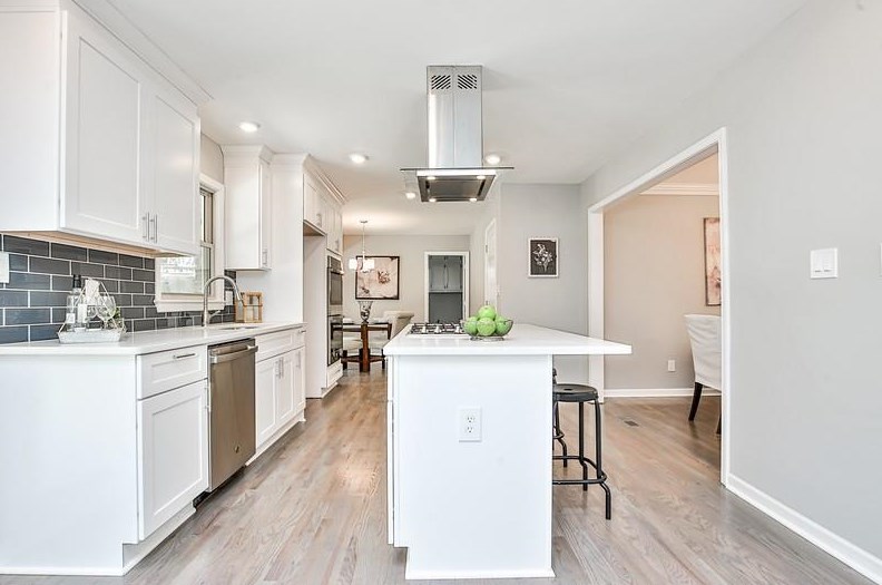 1826 Vanderlyn Dr, Atlanta GA 30338-4335 exterior