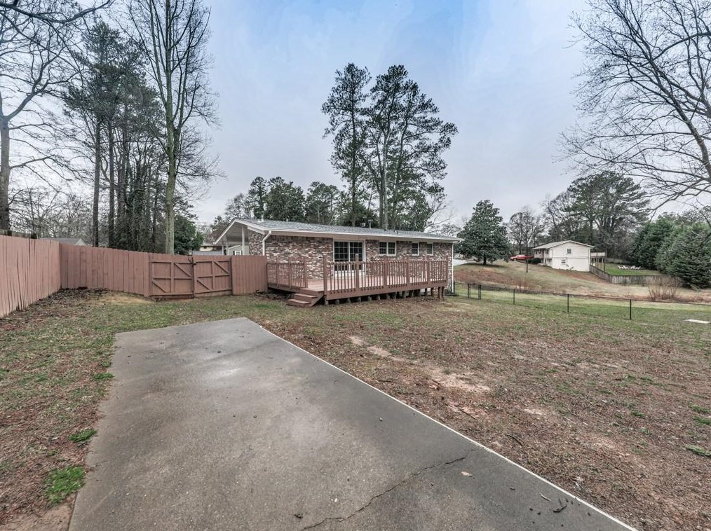 2079 Nancy Cir, Smyrna GA  30080-3850 exterior