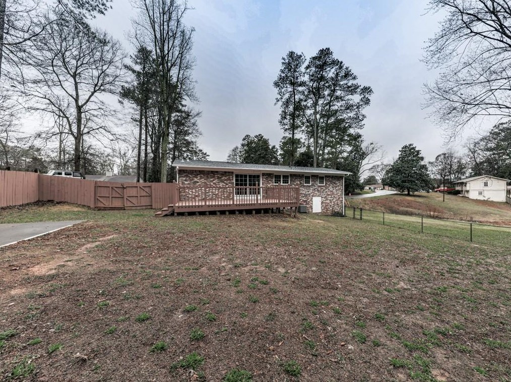 2079 Nancy Cir, Smyrna GA  30080-3850 exterior