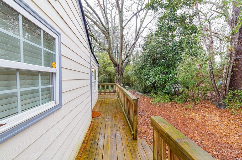 659 Parker Ave, Decatur GA 30032-3951 exterior