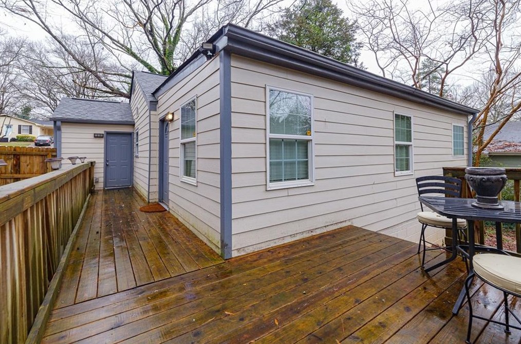 659 Parker Ave, Decatur GA 30032-3951 exterior